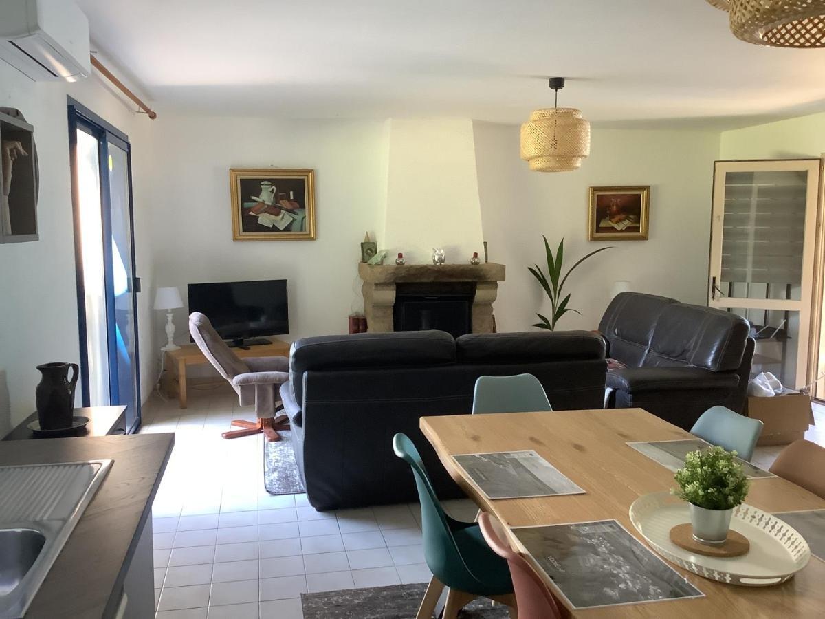 Gite Milin A Sizun Hebergement Confortable Pour 7 Pers Exterior foto